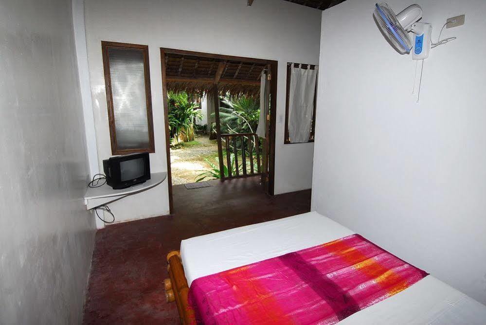 Blue Bayou Bungalows Balabag  Kültér fotó